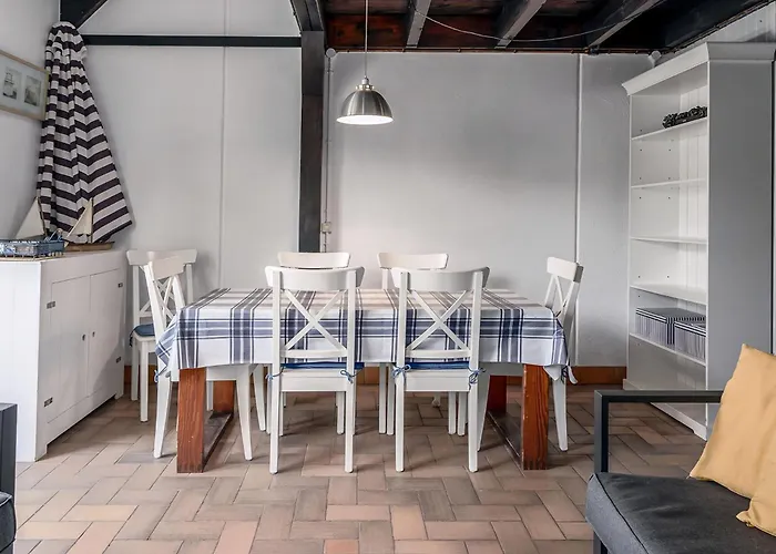 Brik 14 P135 Prázdninový dům